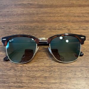 Ray-Ban Clubmaster Classic